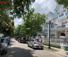 Biệt thự song lập Hoa Sữa, Vinhomes Riveside, thang máy, view sông, có hầm, 260m2 - 3