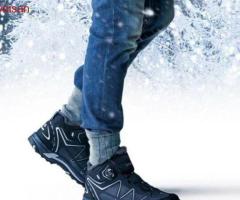 Cách chọn giày bảo hộ chống lạnh cho công nhân