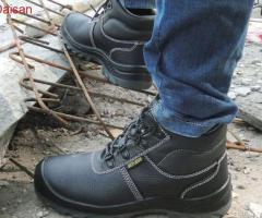 Top giày bảo hộ tốt cho công trình xây dựng