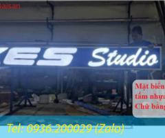 Biển bảng hiệu quảng cáo ốp nhôm Alu gắn chữ nổi là gì? - 2