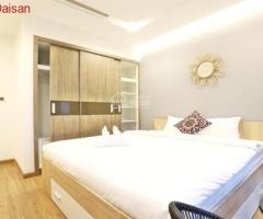 Gia đình cần bán gấp căn 2PN 81m2 Vinhomes Metropolis 29 Liễu Giai hướng Đông Nam mát mẻ - nhà mới - 2