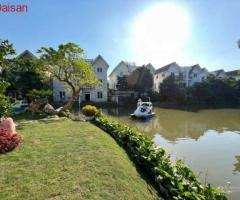 BÁN BIỆT THỰ HOA SỮA GẦN 300M2, 57 TỶ, NỘI THẤT ĐẸP VỀ Ở NGAY, VIEW ĐƯỜNG LỚN, SÔNG RỘNG - 2