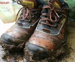 Vì sao giày bảo hộ nhanh hỏng