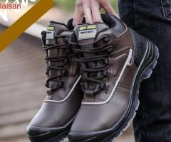 Tại sao giày bảo hộ lao động là điều cần thiết