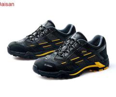 Hướng dẫn chọn mua giày bảo hộ cách điện