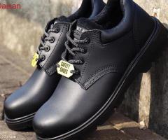 Nhà cung cấp giày bảo hộ tại Long An tốt nhất