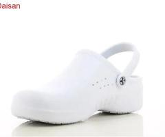 Cách lựa chọn giày dép bệnh viện, y tế