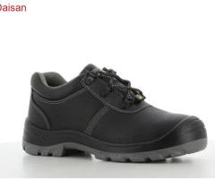Điều làm nên sự khác biệt của giày bảo hộ Jogger