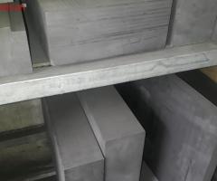 Ứng dụng  và  cách lựa chọn tấm Graphite, bột than chì tại các nhà máy công nghiệp